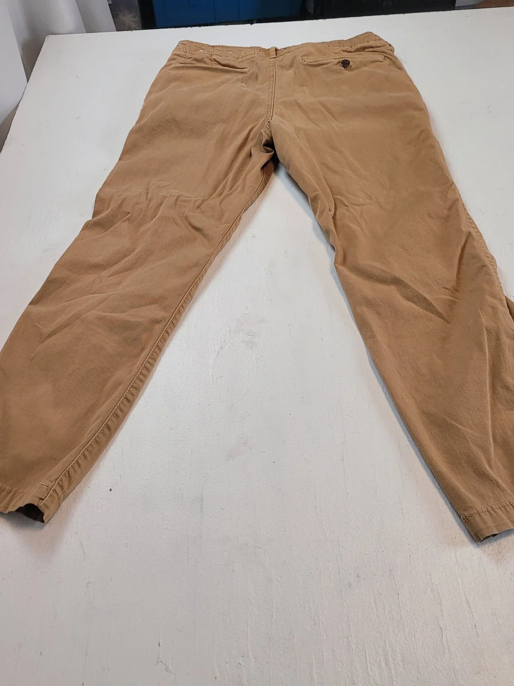 American Eagle Outfitters Tan Chino Pants